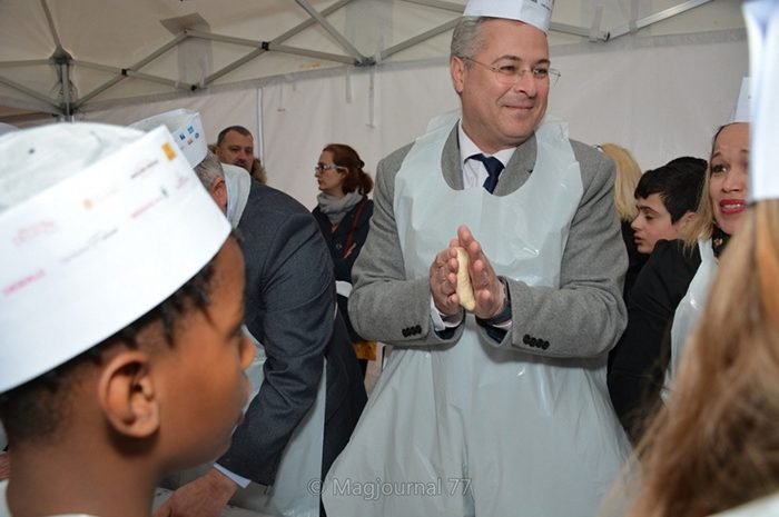 Bussy-Saint-Georges ► Fête du pain : la boulangerie géante a reçu 380 élèves des écoles de la ville [Diaporama]