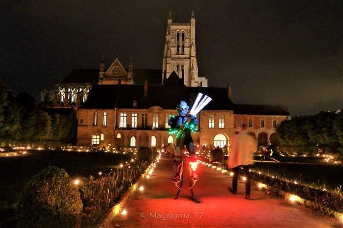 Meaux ► La cathédrale en vedette : expositions, visites guidées et artistes ont animé la nuit [Vidéo]