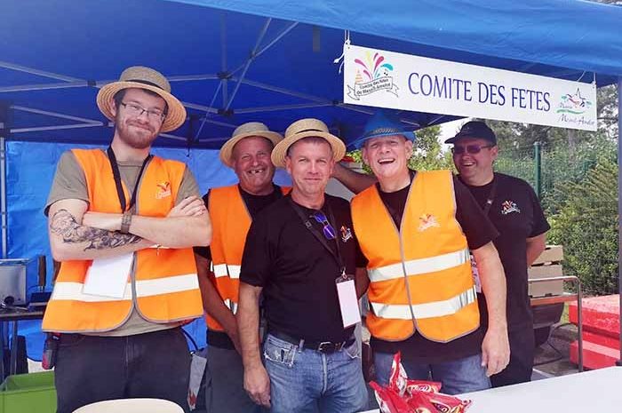 Le Mesnil-Amelot ► A la brocante, le comité des fêtes a vendu des croissants, du café et… des hot dogs [Vidéo]