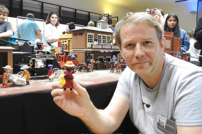 Magny-le-Hongre ► Exposition Playmobil : Dominique Béthune a rejoué les films du box office avec les figurines de sa collection [Diaporama]