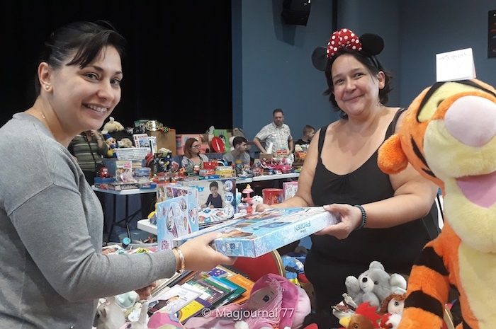 Courtry ► La braderie du jouet a accueilli les collégiens pour la première fois : un vrai succès [Diaporama]