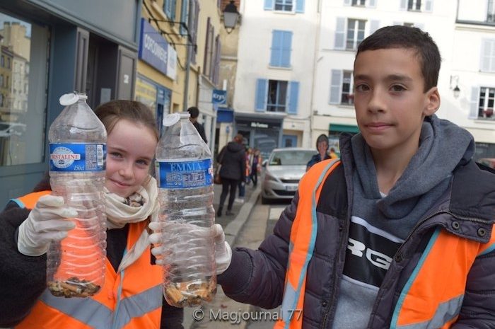 Lagny-sur-Marne ► Lagny fills the bottle : une bouteille remplie de mégots en seulement dix minutes 