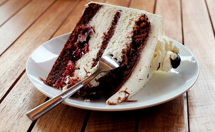 La petite recette du week-end ► La forêt noire de Noël, pour les amoureux de chocolat, de crème… et de cerises