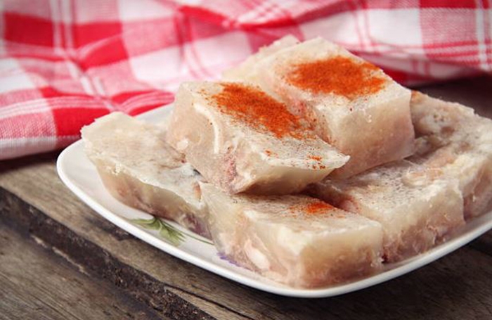 La petite recette du week-end ► Les fameuses pihtije, ou aspic serbe