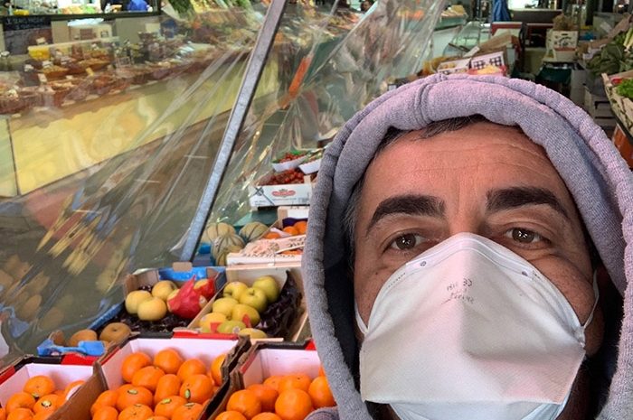 Chelles ► Le marché s’organise : rencontre avec Manu, le primeur Amandio Manu Fruits [Vidéo]