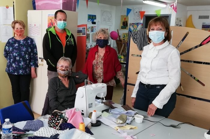 Le Pin ► Des bénévoles ont confectionné des masques en tissu