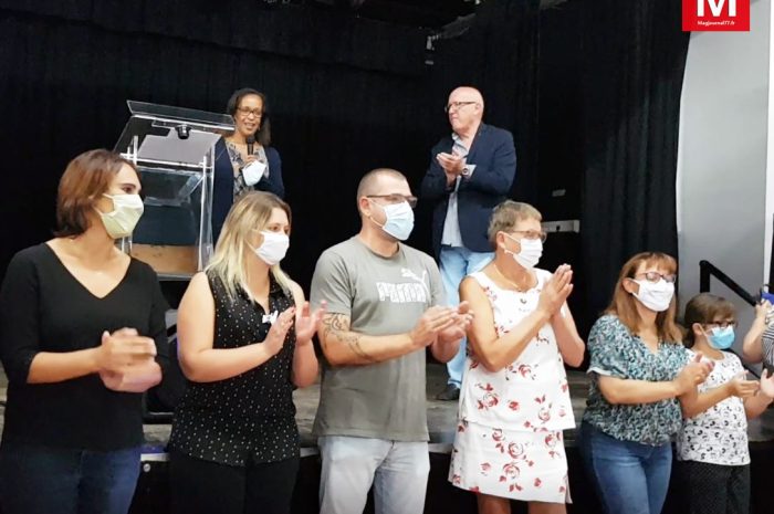 Othis ► La municipalité a offert une médaille aux bénévoles qui ont fabriqué les masques sanitaires [Vidéo]
