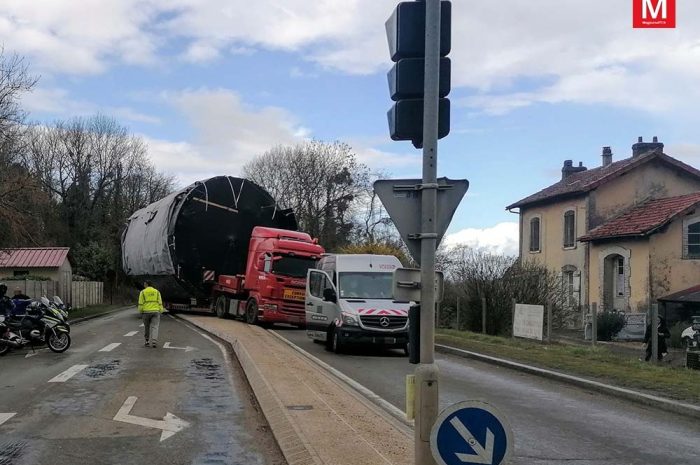 Monthyon ► RN 330 : un convoi exceptionnel reste bloqué au carrefour