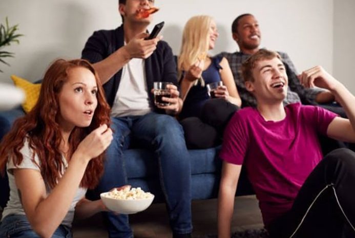 Santé ► Les jeunes et l&rsquo;alimentation : 94% des étudiants admettent grignoter