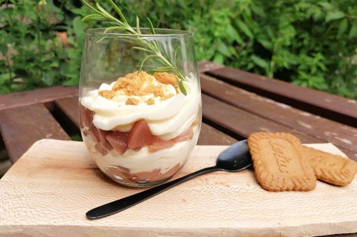 La recette du week-end par Sandrine Matéo ► Le tiramisu aux pêches et romarin : on entend chanter les grillons