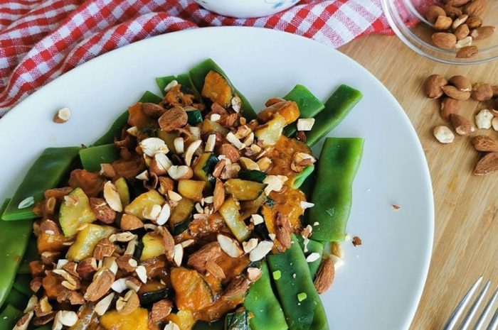 Spécial cuisine d’été ► Le satay de légumes aux amandes grillées