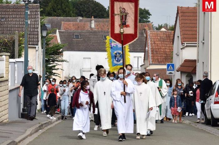 Saint-Soupplets ► [Vidéo] Pèlerinage de la chapelle Saint-Leu : deux cent cinquante fidèles ont marché