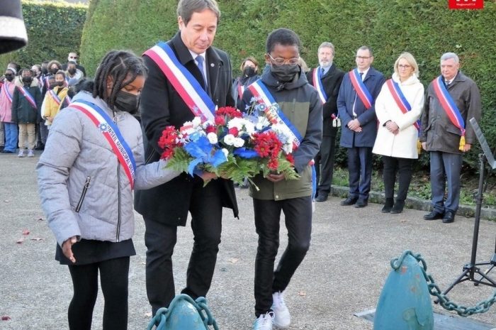 Serris ► [Vidéo] Cérémonie du 11 novembre : le devoir de mémoire n’a pas d’âge