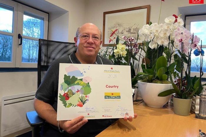 Courtry ► [Vidéo] La Ville a reçu sa première fleur 