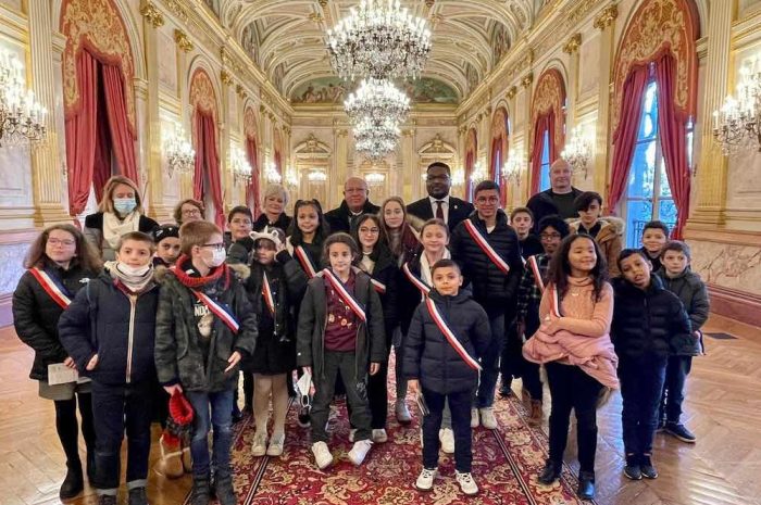 Courtry ► Les jeunes élus partent à la découverte des lieux de pouvoirs