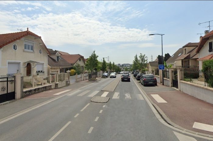 Chelles ► Ils se cachent sous une table pour échapper à la police
