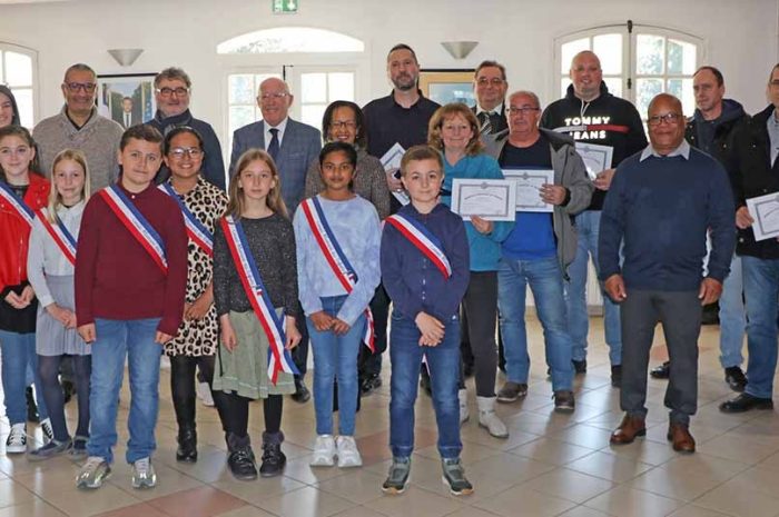 Othis ► Médaille du travail : quinze Othissois ont été récompensés