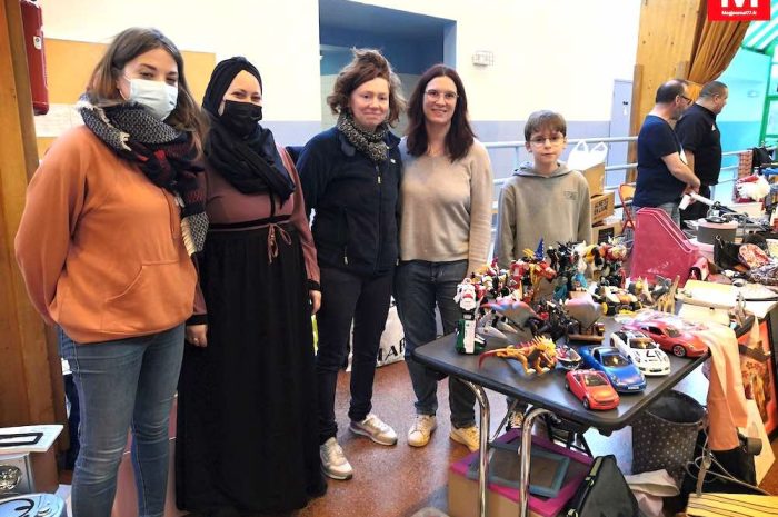 Meaux  ► [Vidéo] Le vide-greniers du gymnase Tallis va financer un projet de l’école du Temple 