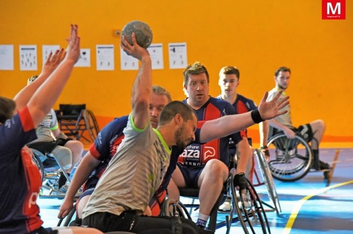 Claye-Souilly ► [Vidéo] Le hand-fauteuil a accueilli les équipes du challenge Handi’ Amo Tour