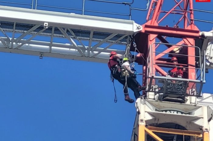Meaux ► [Vidéo] Un conducteur de grue en plein travail a été victime d’un malaise