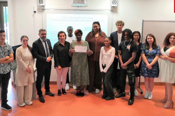 Meaux ► [Vidéo] Lycée Charles-Baudelaire : la recette de la journée relooking a été remise à l’Avvo