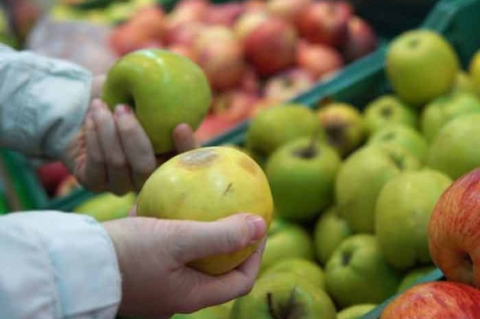 Meaux ► Il mangeait des fruits dans les rayons du magasin