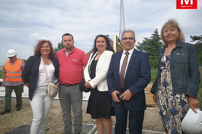 Le Pin ► [Vidéo] Un premier mur posé : le centre médical éco-responsable répondra aux besoins de santé publique et d’économie d’énergie