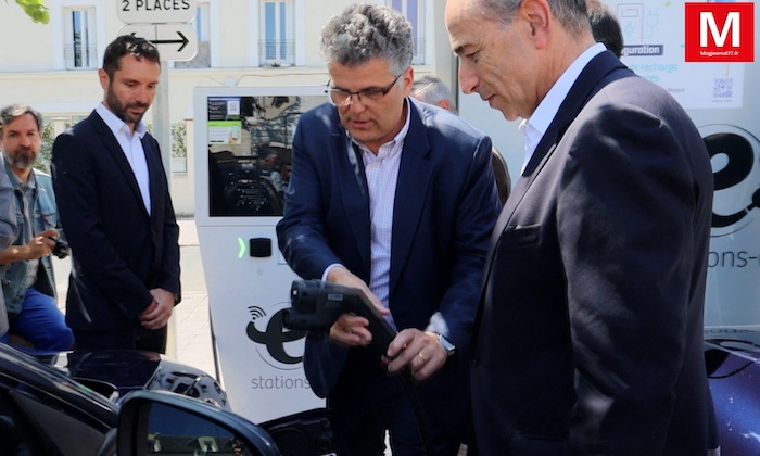 Meaux ► [Vidéo] Voiture électrique : la première des dix-huit stations-e de recharge électrique a été mise en service