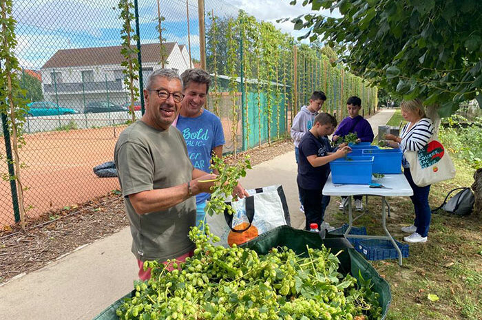 Crécy-la-Chapelle ► Soirée de lancement vendredi : du houblon à la bière « Crécy Hops », il n&rsquo;y avait qu&rsquo;un pas