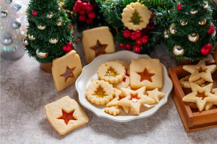 La recette du week-end ► Les biscuits vitraux : de la poudre de bonbon, comme une magie de poussière de fée