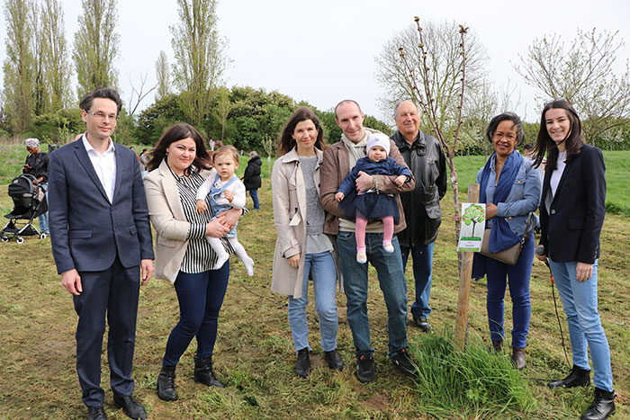 Othis : Au verger des bébés, on y plante des arbres fruitiers chaque année
