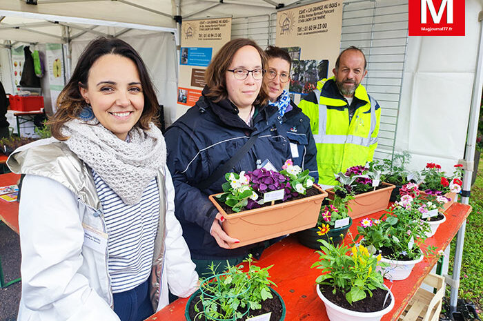 Lagny-sur-Marne ► [Vidéo] Les serres municipales ont ouvert leurs portes au public pour les Floréales